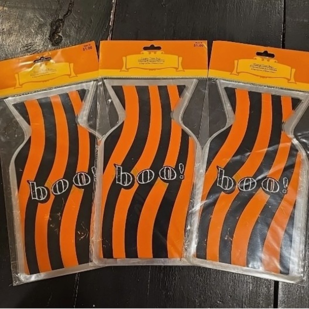 Halloween Shaped Treat Bags - Boo! Orange & Black Stripe - 15 Count Party Favors
